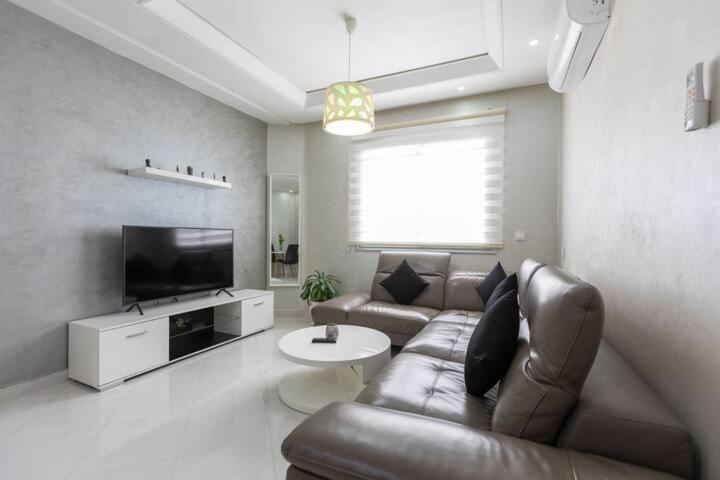 Modern Apartment In The Heart Of Tanca Oda fotoğraf